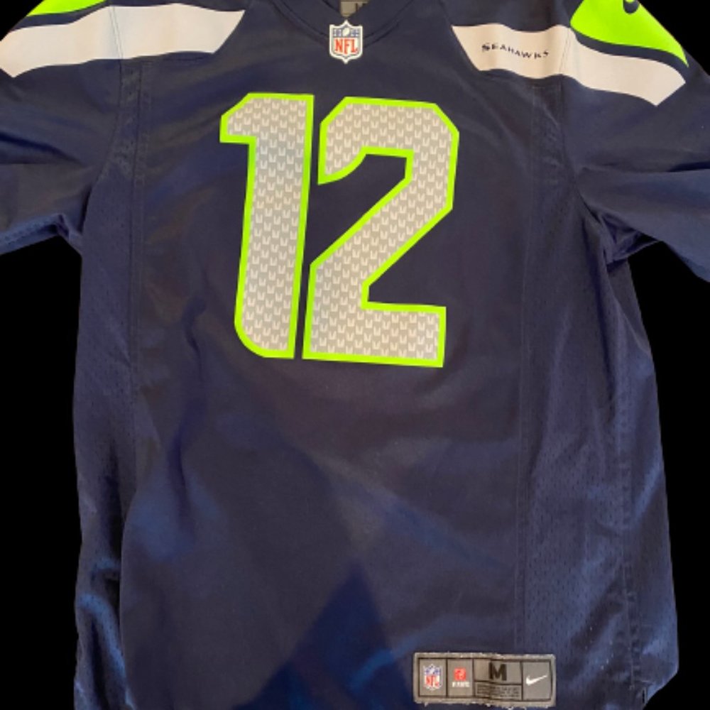 Seahawks 12th man Jersey size M